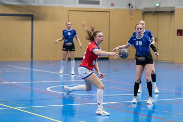 Bild 177 - wAJ HC Quickborn - HSG Kiel/Kronshagen : Ergebnis: 20:17